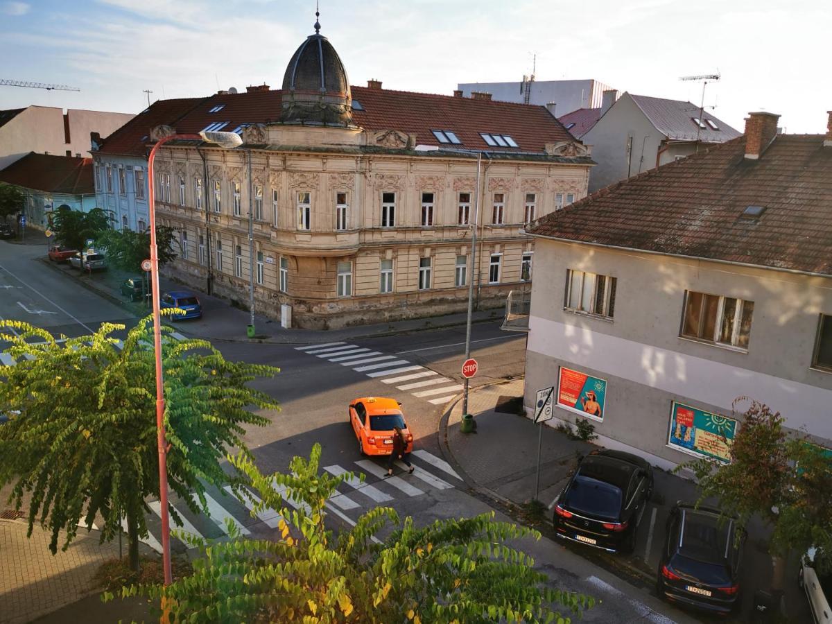 Falcon apartment Trnava Exterior foto